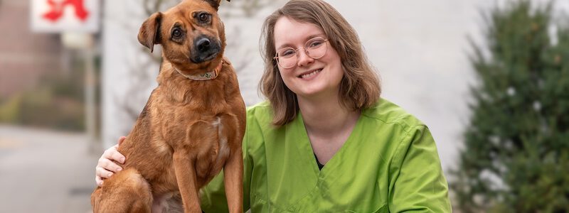 Lily Schmidt Tierarzthelferin